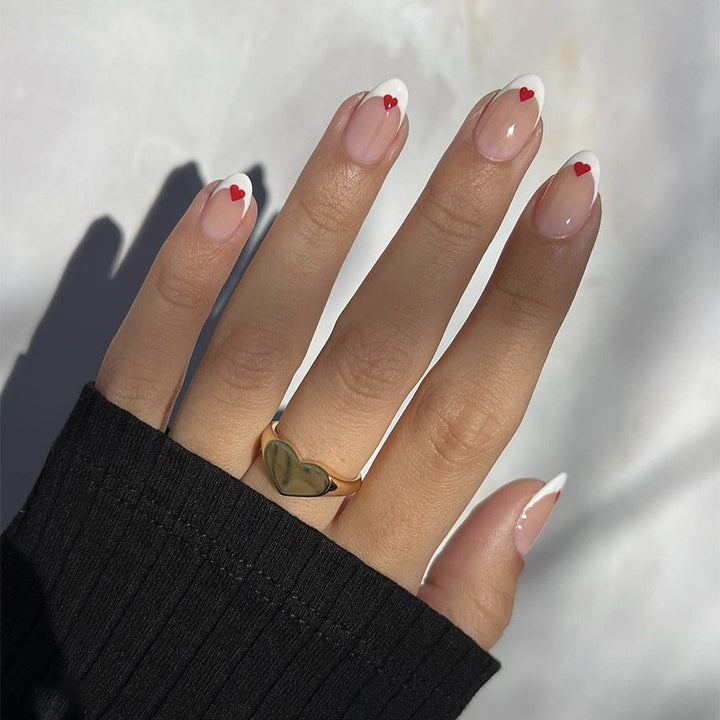 Heart-Adorned French Tip Nail Set Bowlift