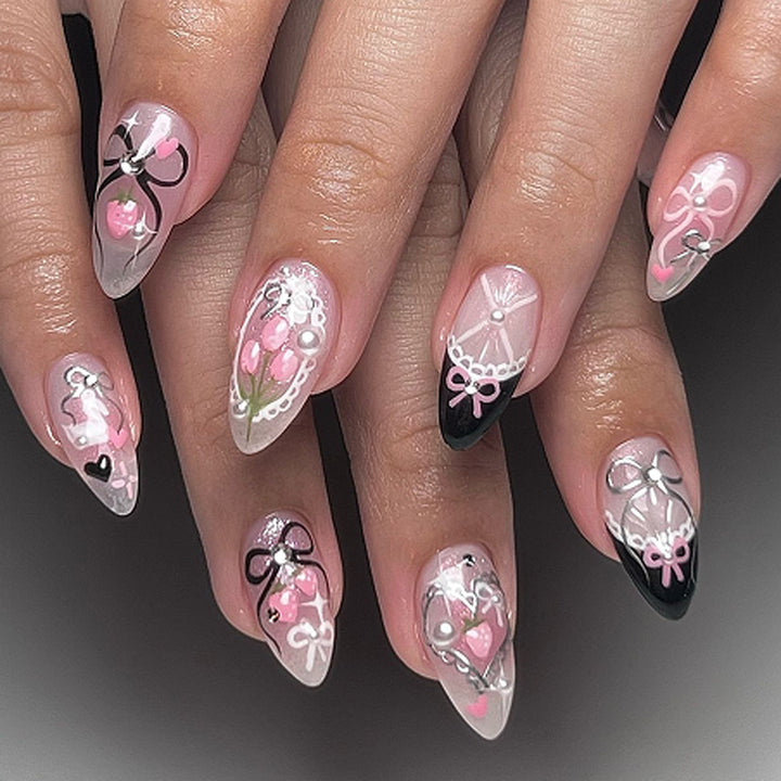 Artificial nails with romantic design Bowlift