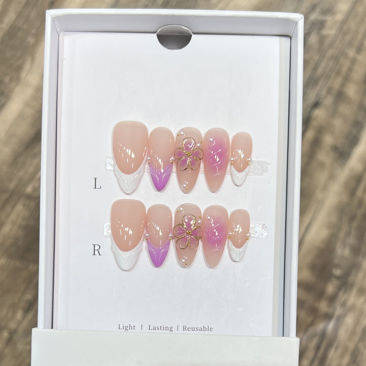 Artistic Floral Press-On Nail Set Bowlift