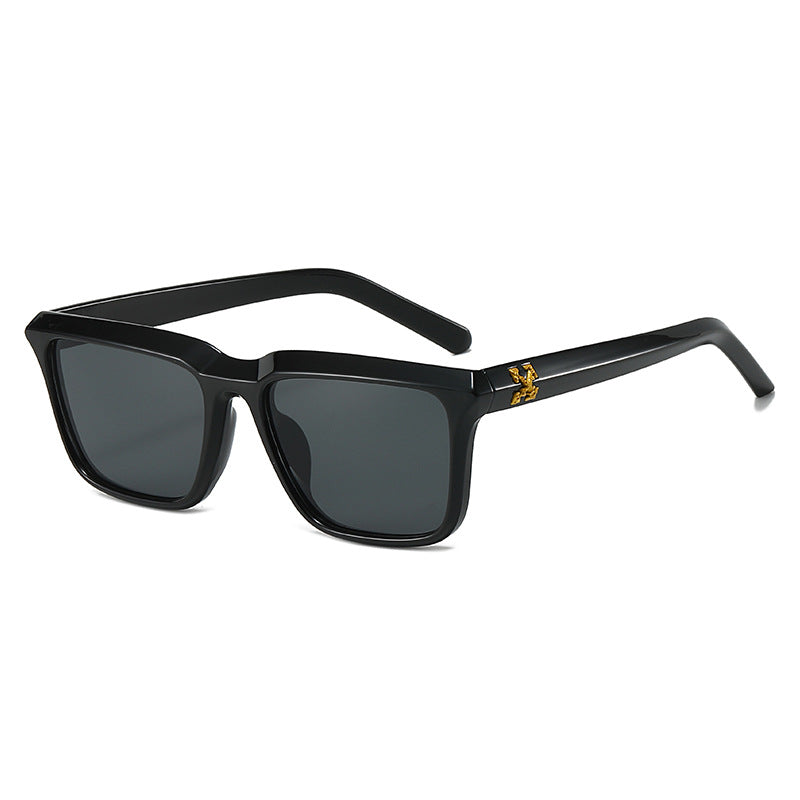 Women's fashionable sunglasses in modern rectangular design Bowlift