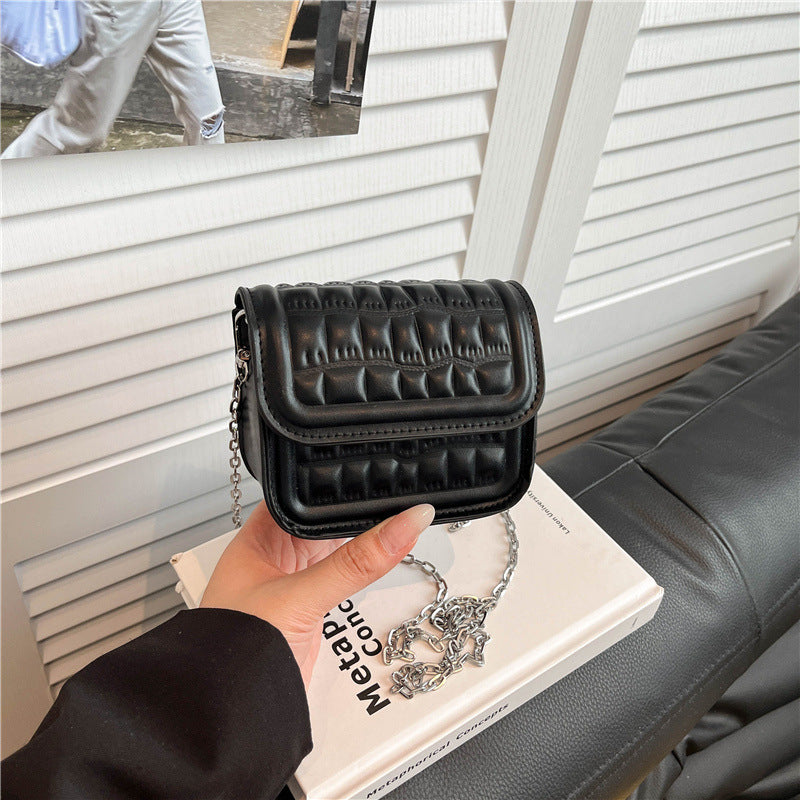 WoTextured Quilted Mini Crossbody Bag Bowlift