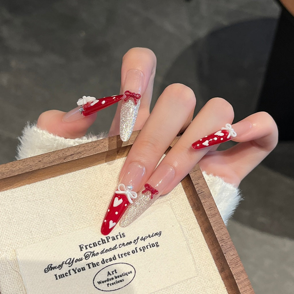 Romantic Heart-Themed Press-On Nail Extensions Bowlift