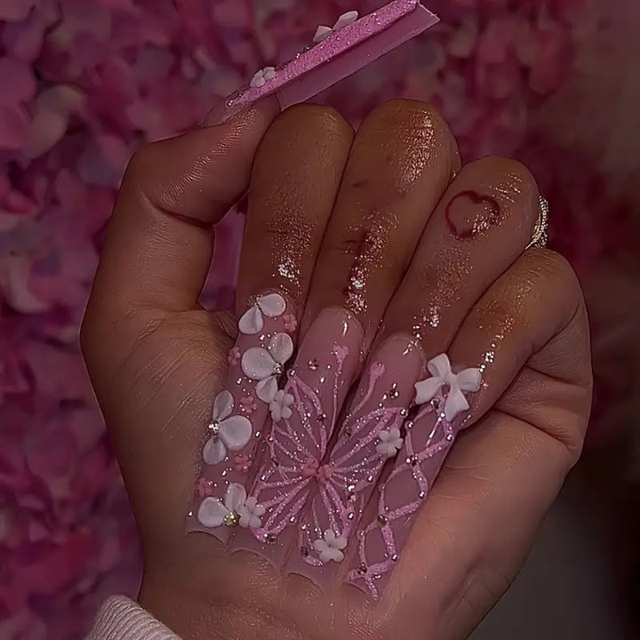 Decorative 3D Floral Press-On Nail Art Bowlift