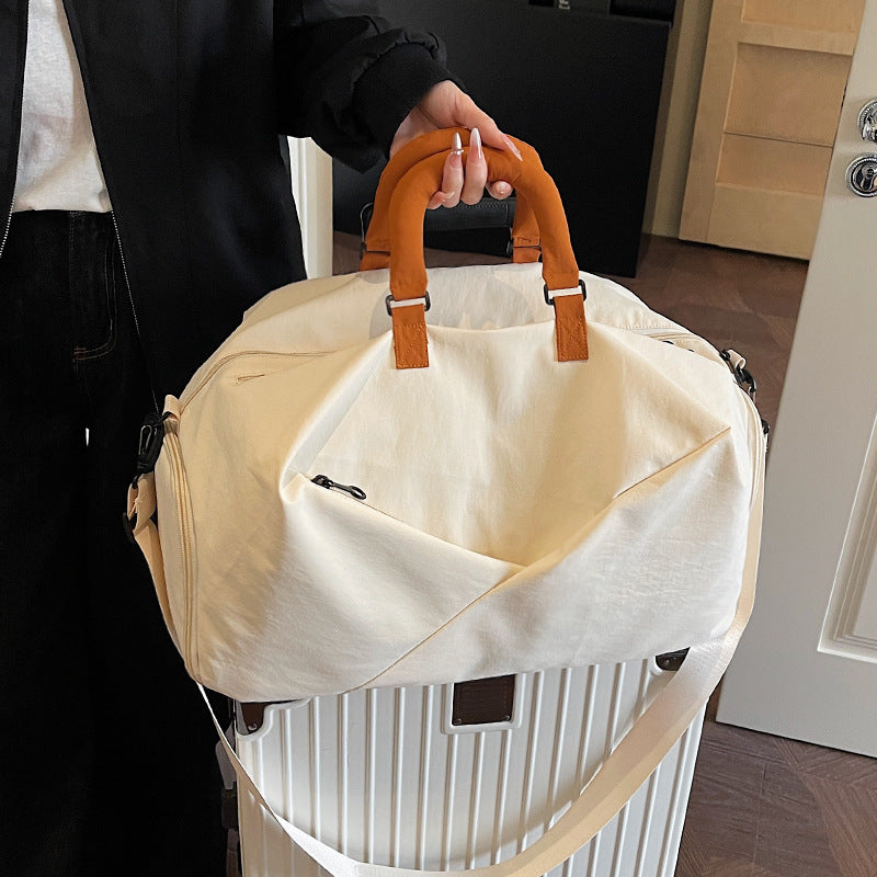 Versatile Utility Weekend Duffle Bag
