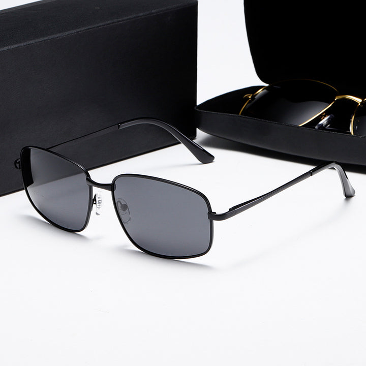 Women's elegant sunglasses with modern metal frame Bowlift