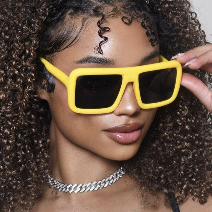 Women's fashionable sunglasses in trendy oversized design Bowlift