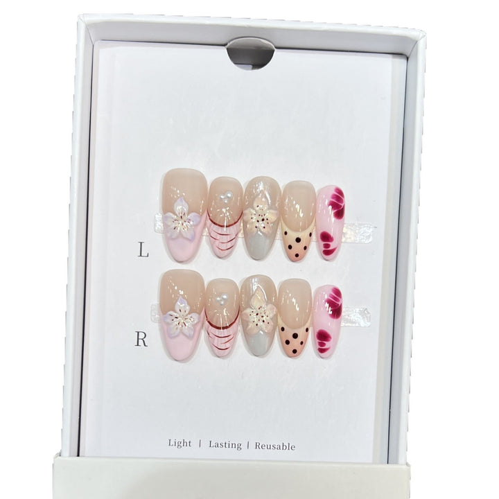 Floral and Polka Dot Press-On Nail Set Bowlift