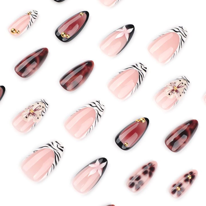 Nail Art with elegant flower design and glitter accents Bowlift
