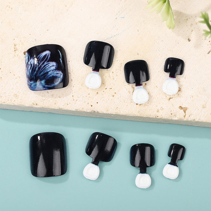 Glamorous artificial nails with floral accents Bowlift