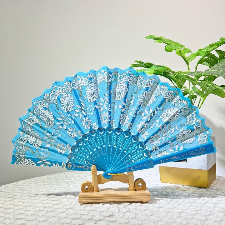 Ladies decorative fan Bowlift