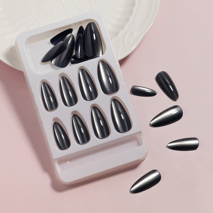 DIY Almond-Shaped Press-On Nail Set Bowlift