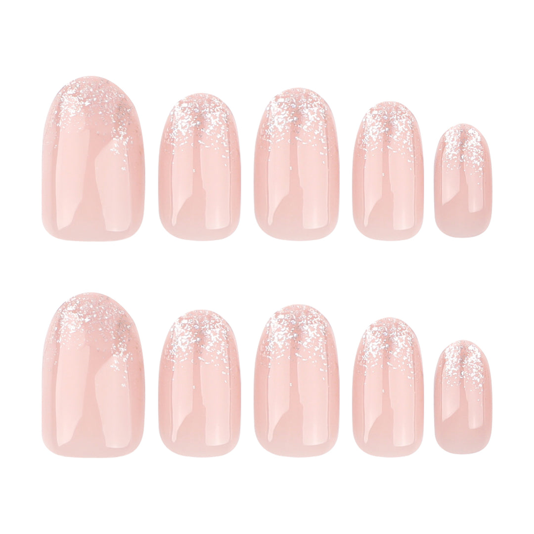 Glittering nail extensions with elegant gradient Bowlift