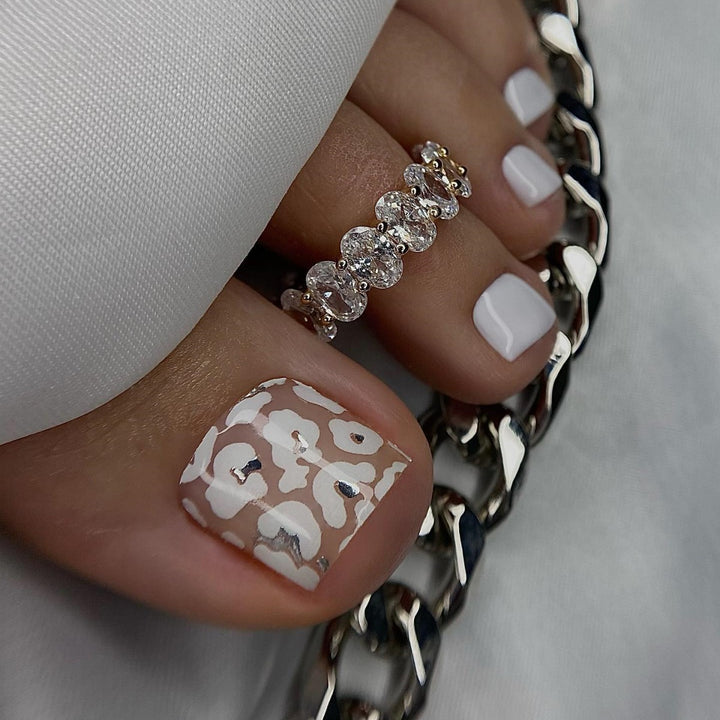 Stylish Toe Nail Art Bowlift