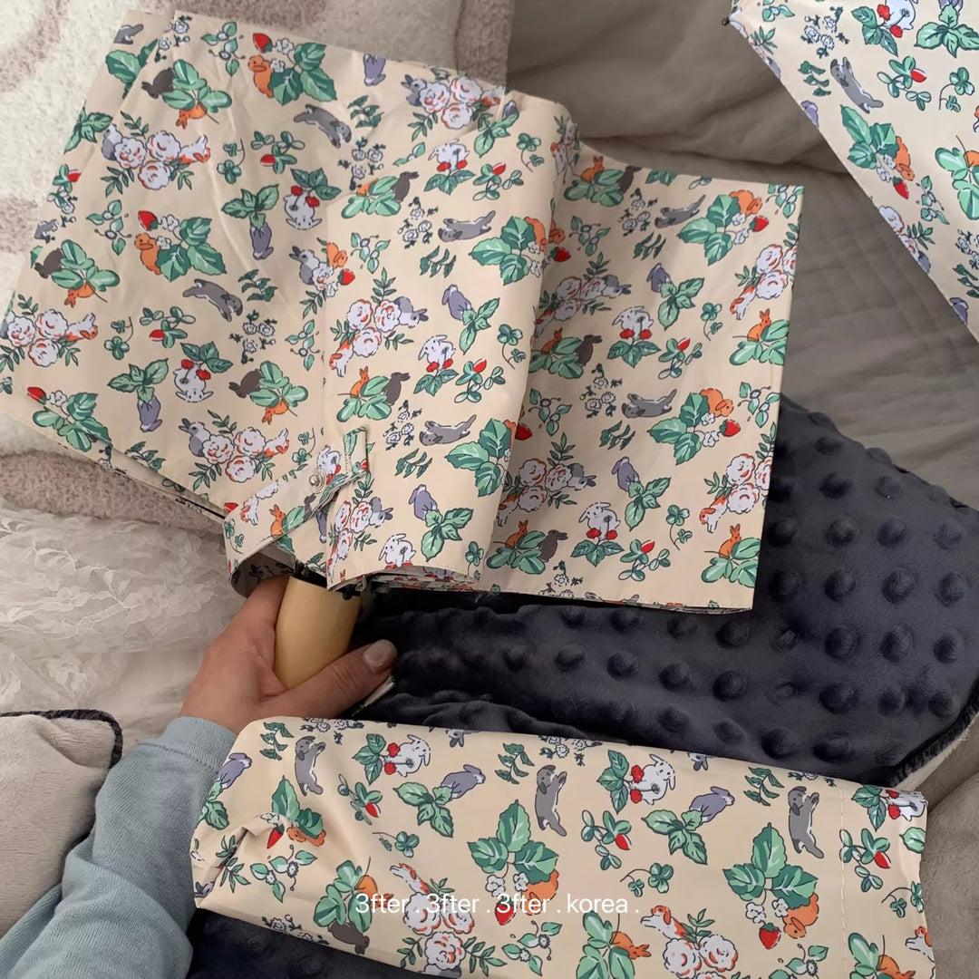 Ladies Folding Umbrella with Floral Vintage Design Bowlift