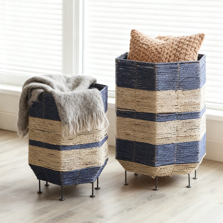 Decorative laundry basket with metal legs Bowlift