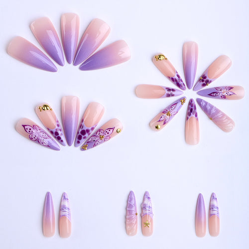 Stylish artificial nails with floral and geometric elements Bowlift