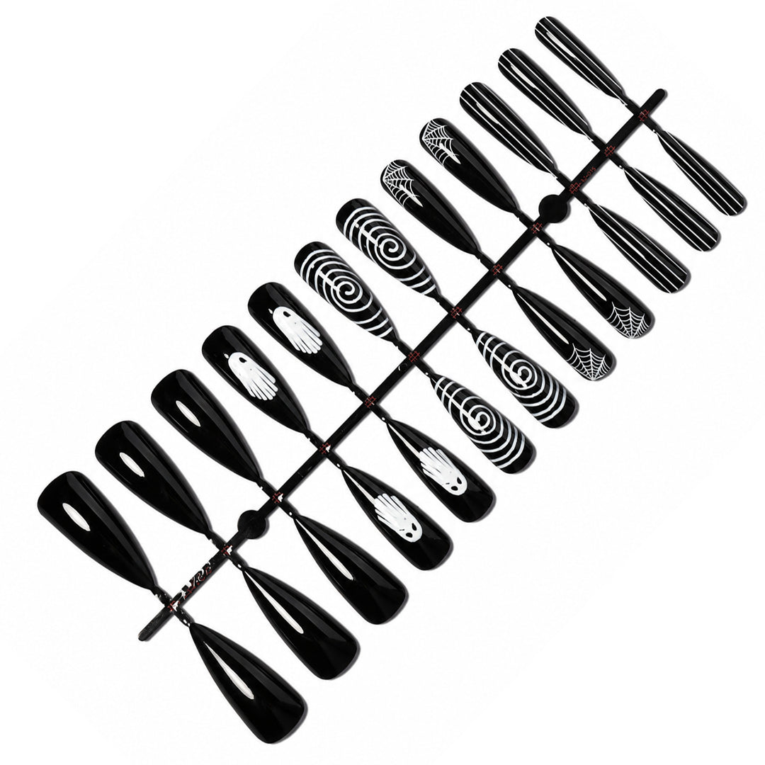 Gothic Themed Stiletto Press-On Nails Bowlift