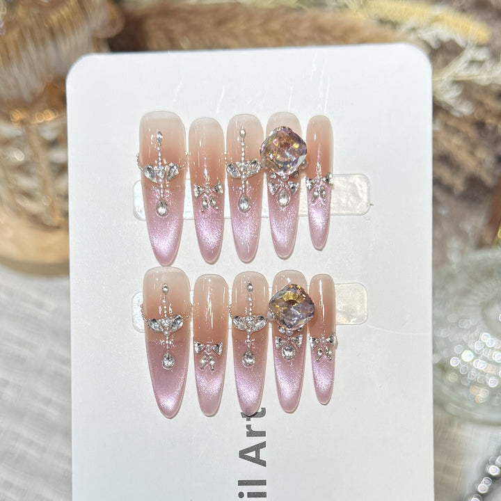 Decorative Rhinestone-Embellished Stiletto Press-On Nails Bowlift