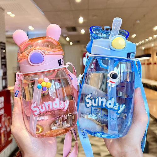 Ladies Animal-Friendly Water Bottle with Practical Straw Bowlift