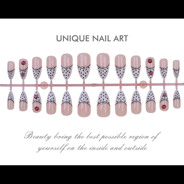 Elegant Artistic Press-On Nail Set Bowlift