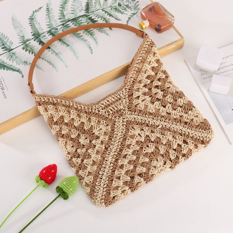 Handcrafted macrame shoulder bag with stylish design Bowlift