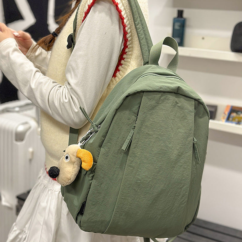 Backpack with Functional Design and Practical Pockets Bowlift