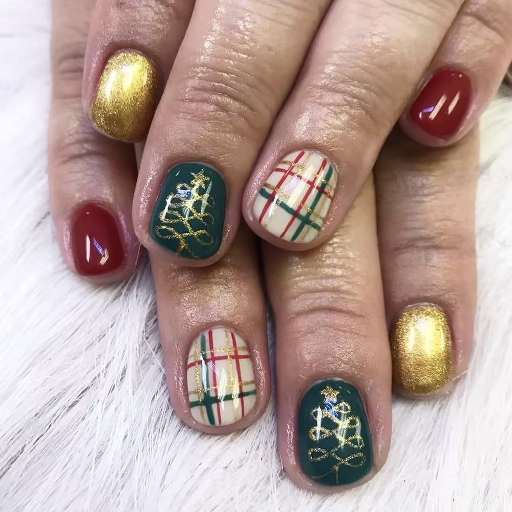 Holiday-Themed Gel Nail Art Bowlift
