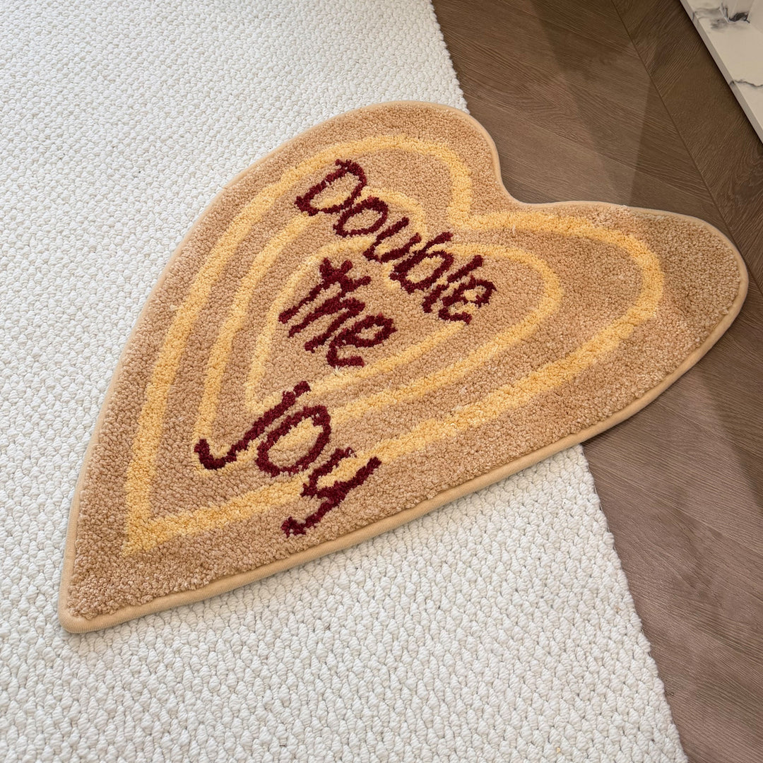Heart-Shaped Cozy Bath Rug Bowlift