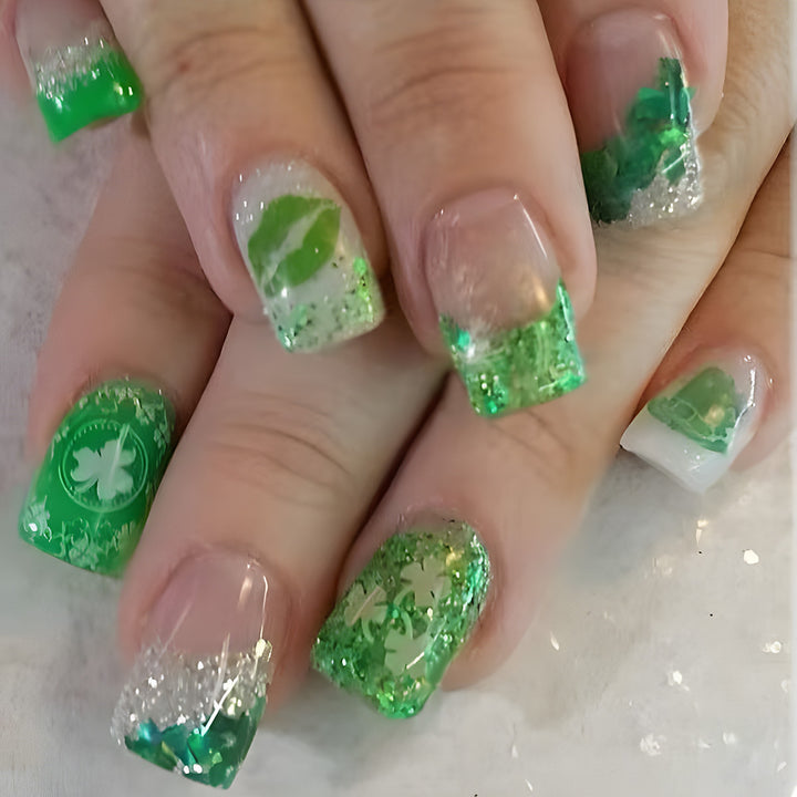 Festive Glittery Nail Art Press-On Set Bowlift