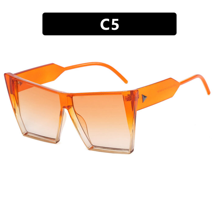 Women's geometric sunglasses with innovative lenses Bowlift