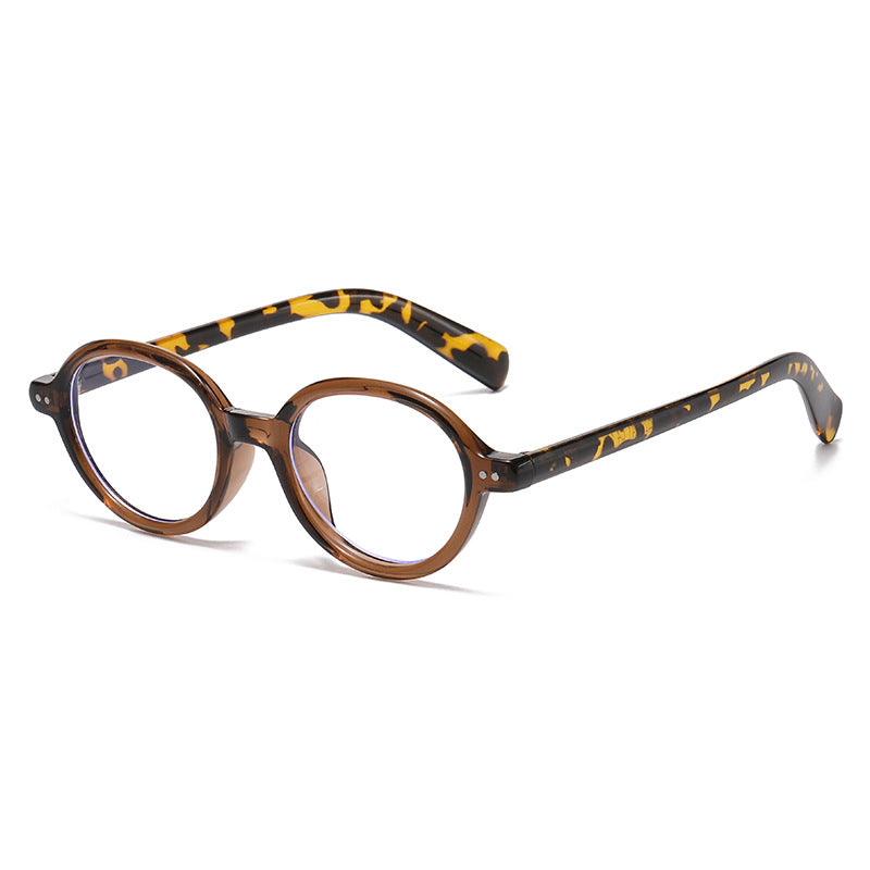 Retro-Inspired Clear Frame Eyeglasses