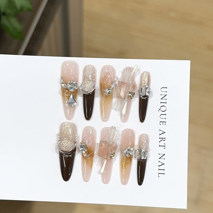 Luxurious Decorative Press-On Nail Art Set