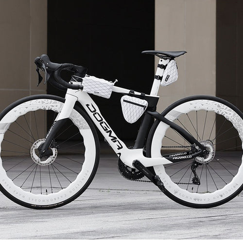 lightweight reflective triangular bicycle frame bag with waterproof zippered pocket Bowlift