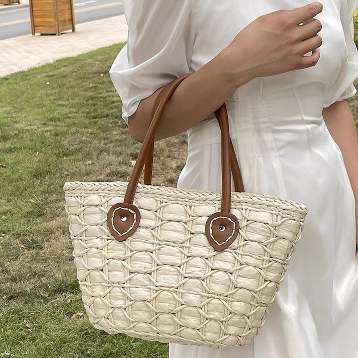Refined Basket Bag Bowlift