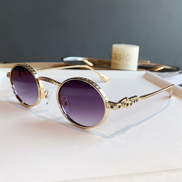 Ladies Elegant Sunglasses with Delicate Details Bowlift