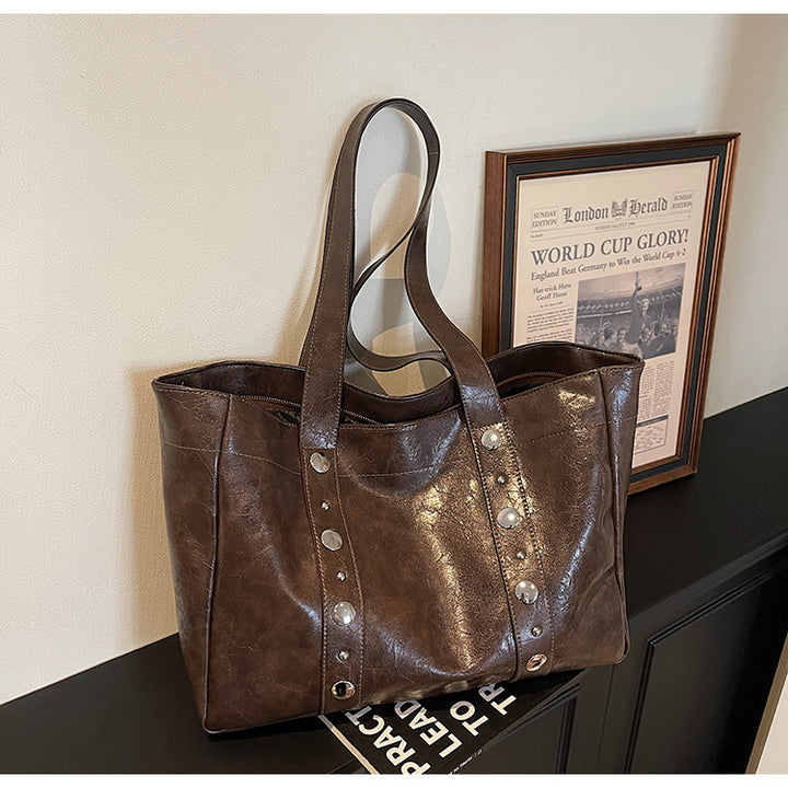 High-quality vintage leather bag Bowlift
