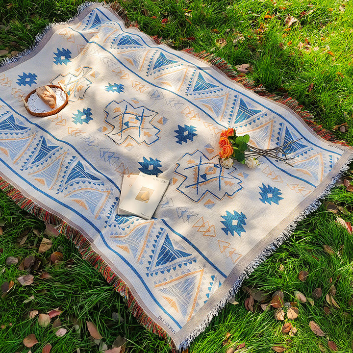 Artistic Geometric Throw Blanket