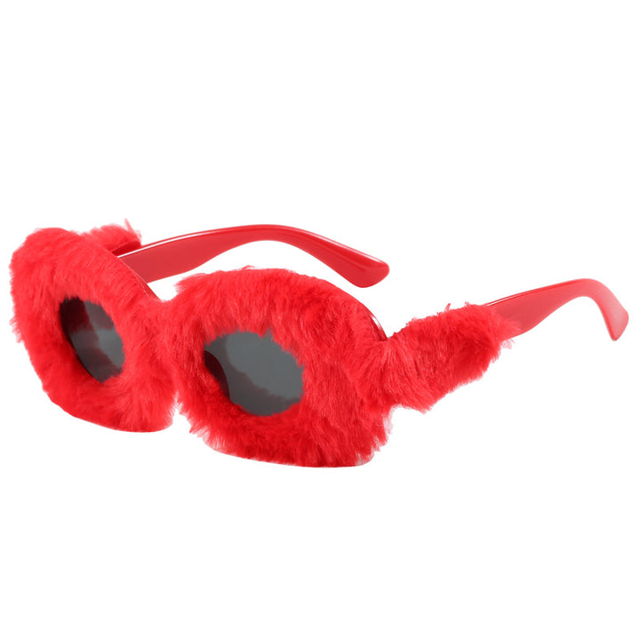 Women eye-catching designer sunglasses with luxurious fur frame Bowlift