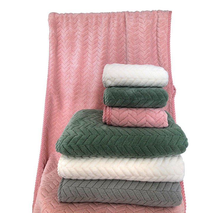 Cozy Terry Bath Blanket with Modern Zigzag Pattern Bowlift