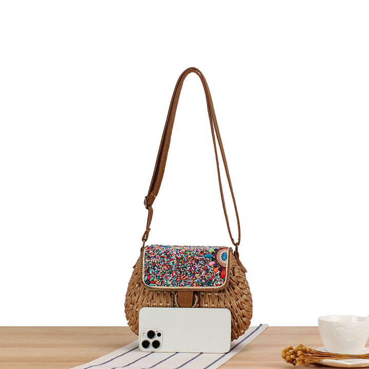 Trendy shoulder bag with playful design Bowlift