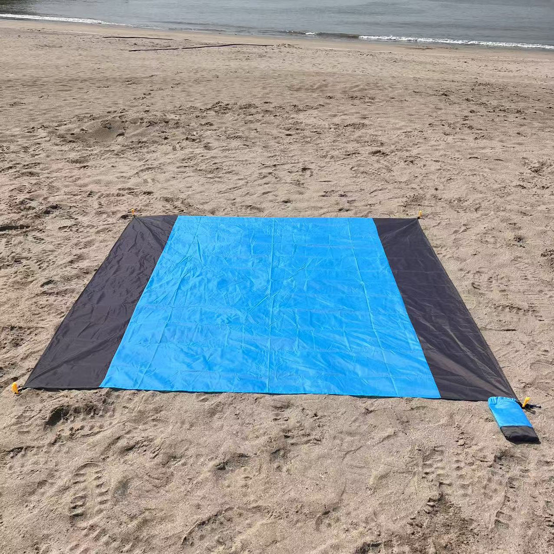UV-Resistant Beach Blanket Bowlift