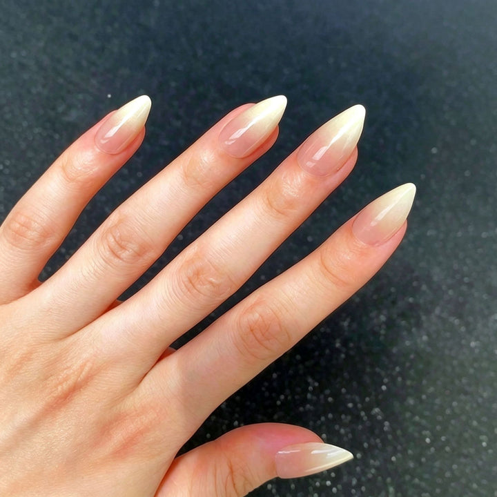 Elegant Press-On Nail Tips with Decorative Bow Bowlift