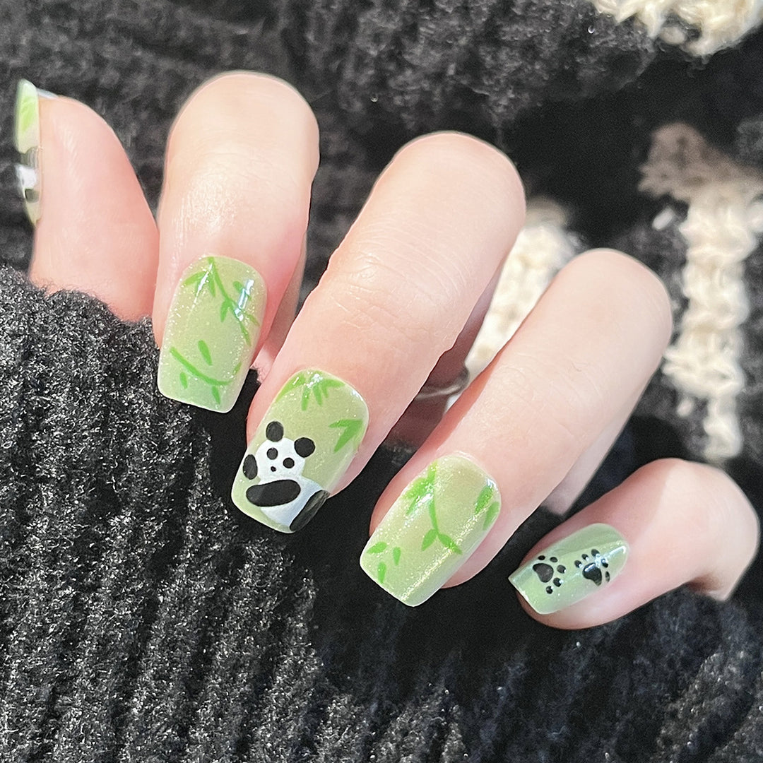 Creative Panda-Themed Nail Art Set Bowlift