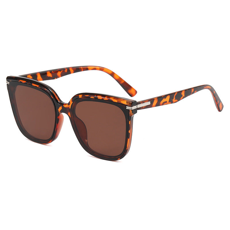 Women's Oversized Sunglasses with Fashionable Pattern Bowlift