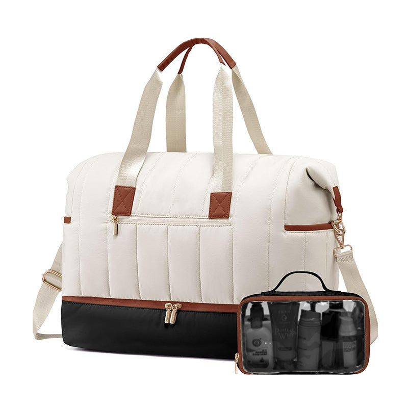 Stylish and Functional Sports Bag with Removable Cosmetic Compartment Bowlift