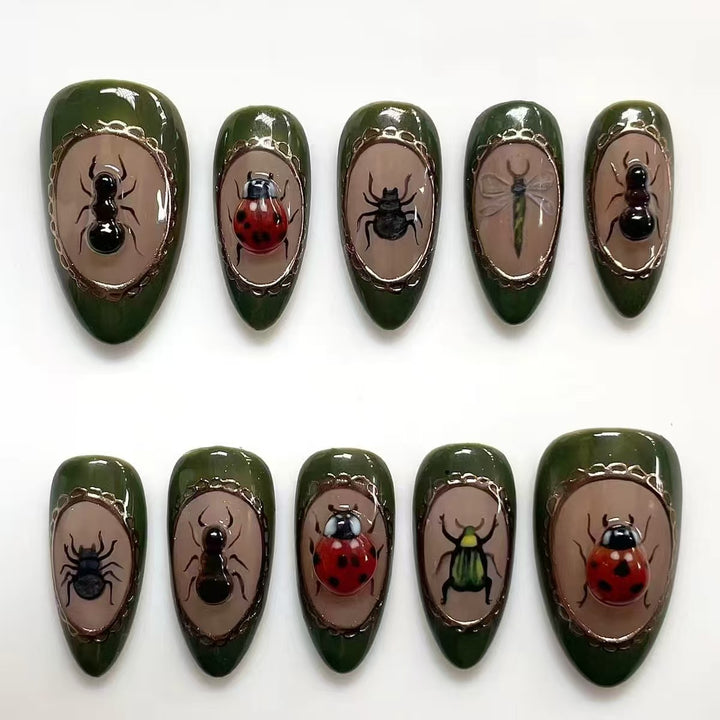 Unique Insect-Themed Press-On Nails Bowlift