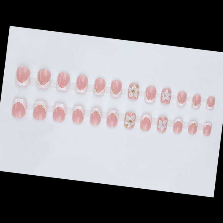 Artificial Nail Design Bowlift