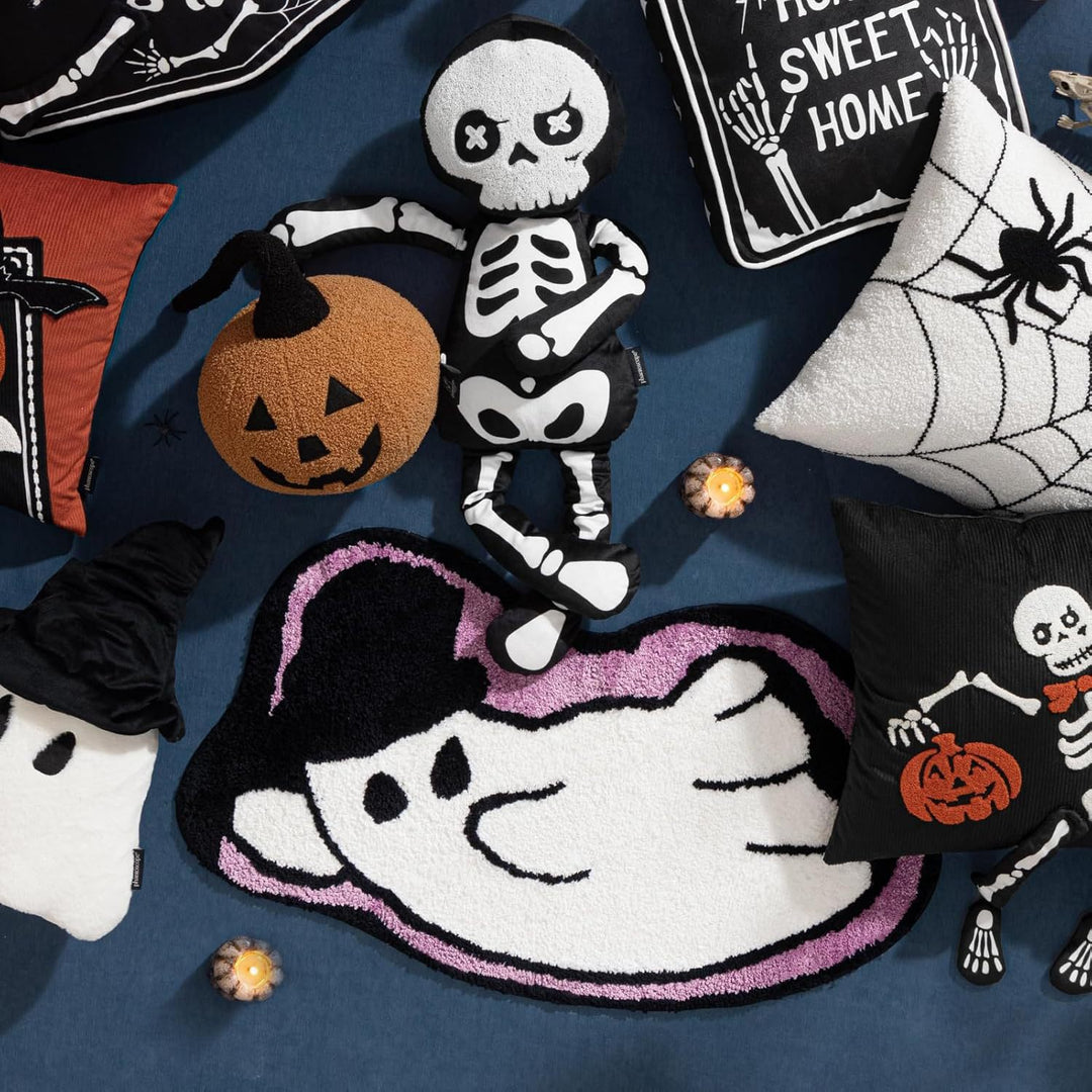 Ghost-Themed Plush Bath Mat Bowlift