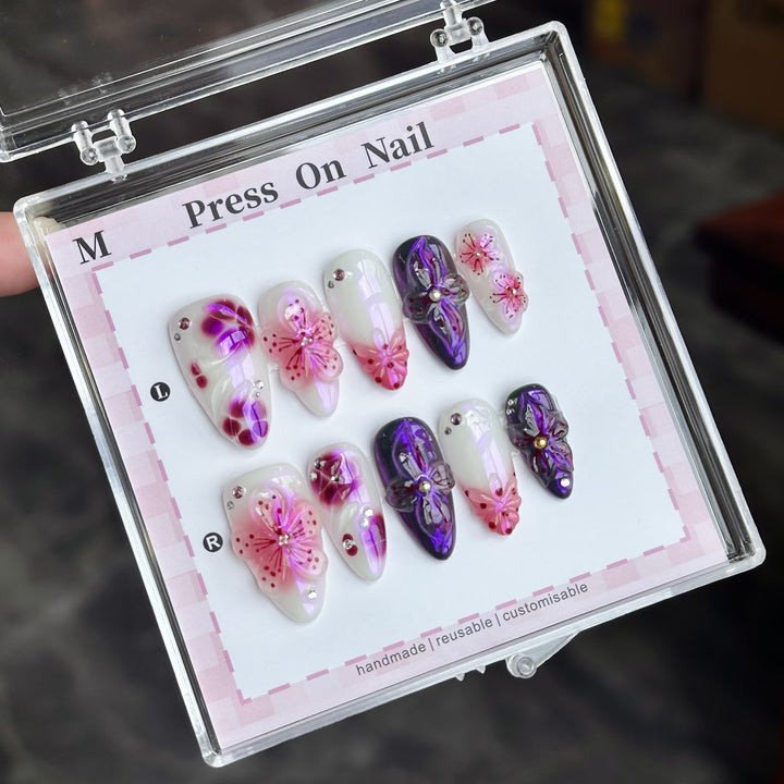 Handmade Floral Press-On Nail Art Set with Customizable Feature