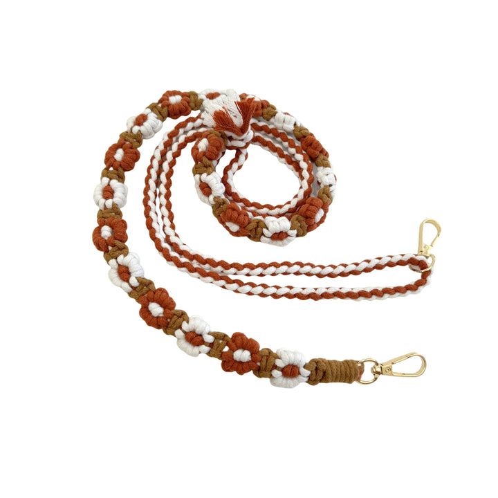 Macrame Pet Leash with Floral Detailing Bowlift